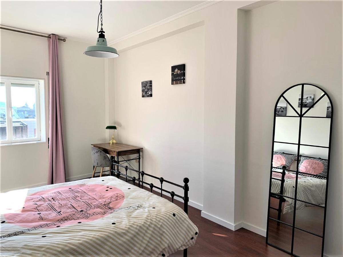 Charm City Center Apt 140M2 & Free Parking Lejlighed Braga Eksteriør billede