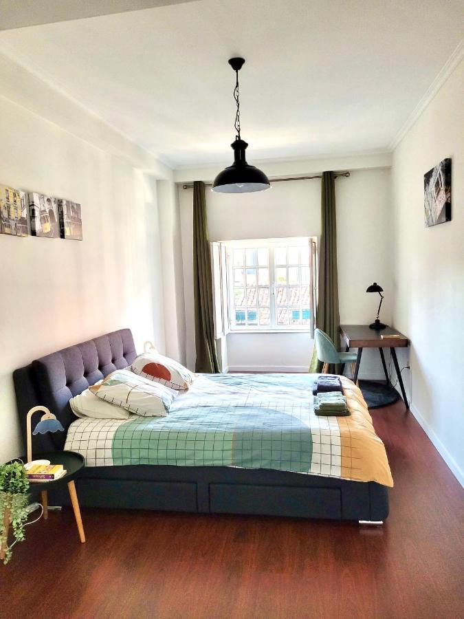 Charm City Center Apt 140M2 & Free Parking Lejlighed Braga Eksteriør billede