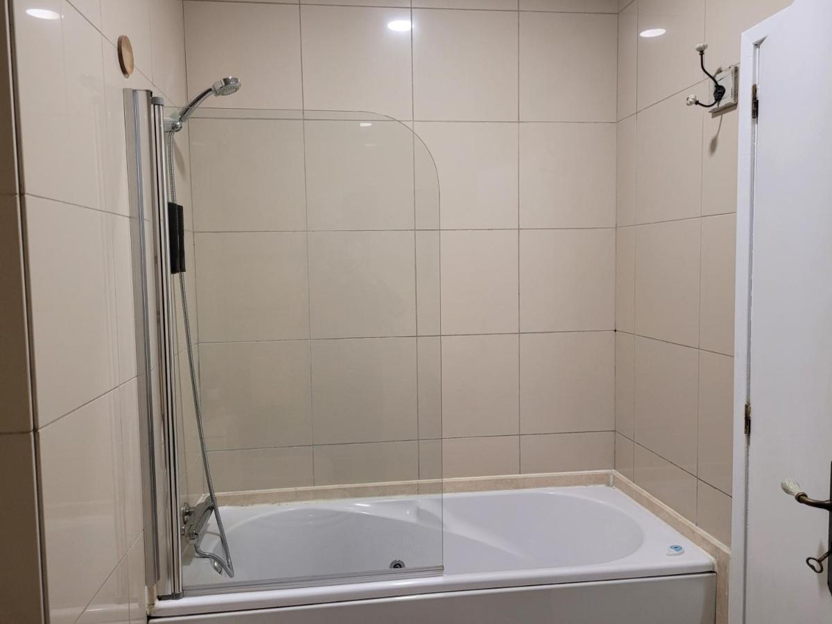 Charm City Center Apt 140M2 & Free Parking Lejlighed Braga Eksteriør billede