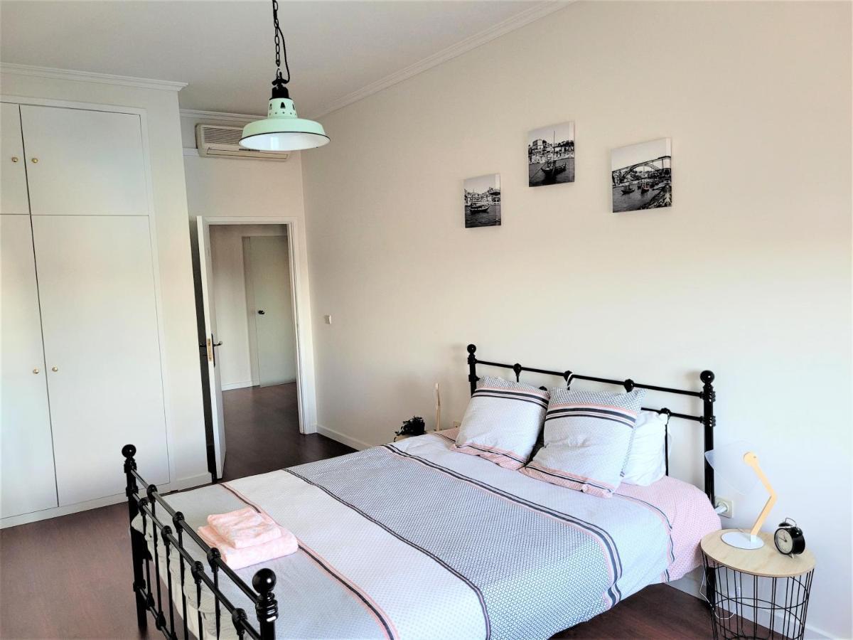 Charm City Center Apt 140M2 & Free Parking Lejlighed Braga Eksteriør billede