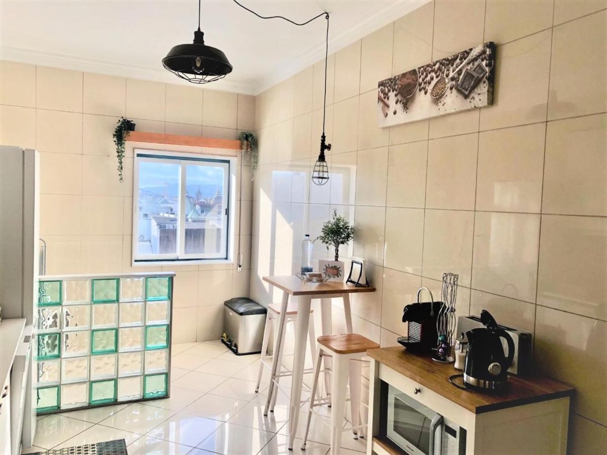 Charm City Center Apt 140M2 & Free Parking Lejlighed Braga Eksteriør billede